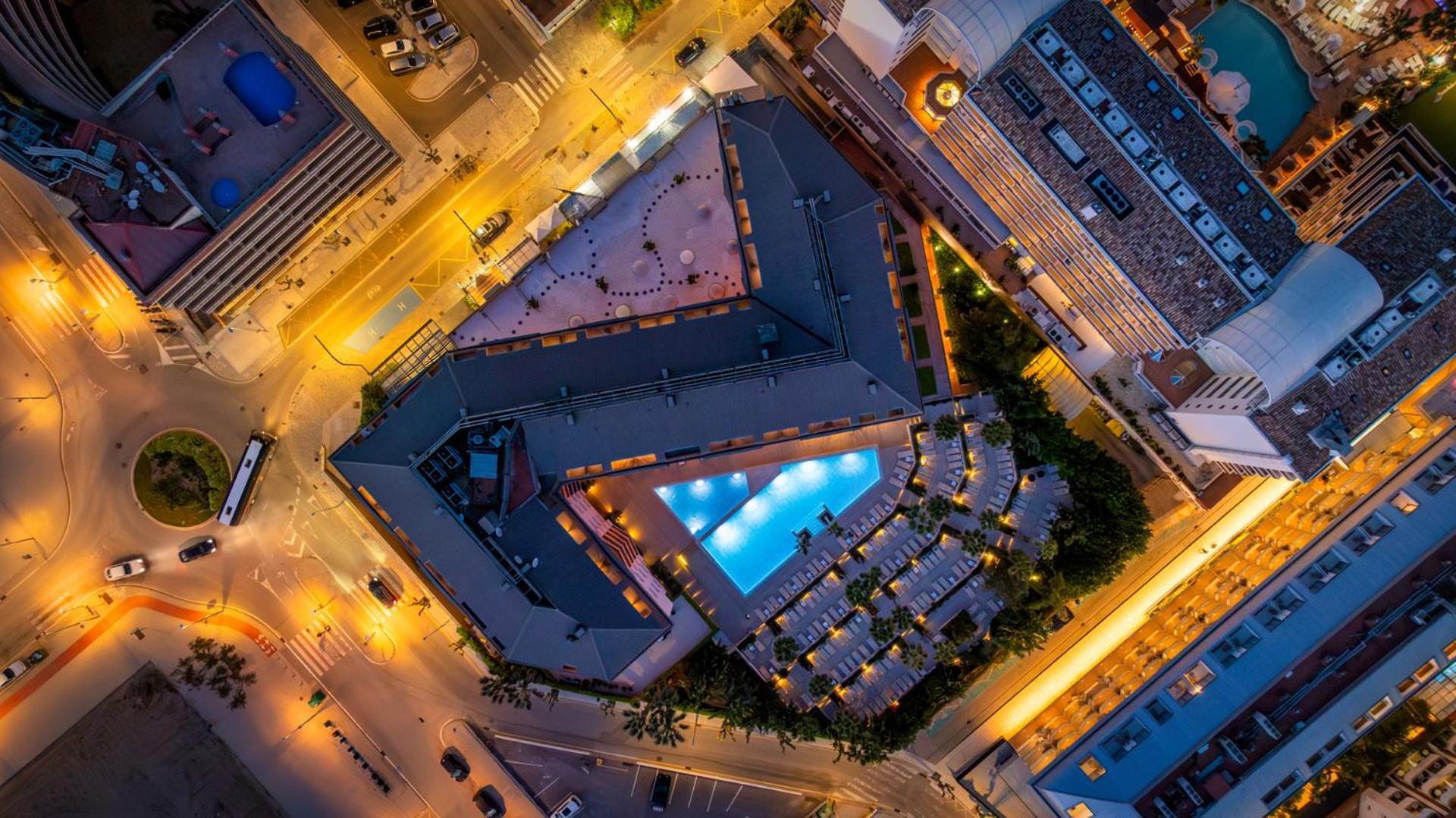 Aqua Hotel The Breeze (Adults Only +18) All Inclusive 산타수산나 외부 사진