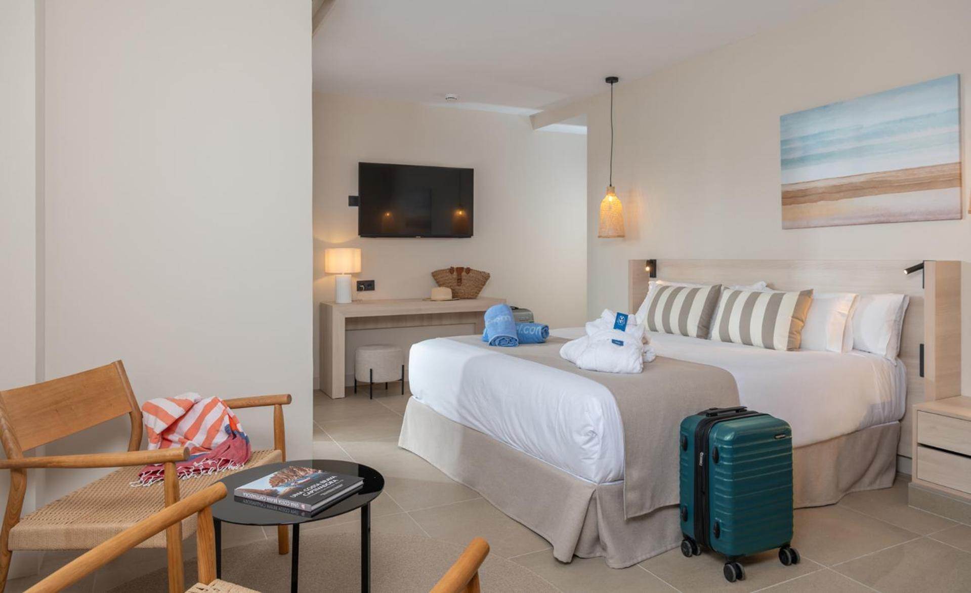 Aqua Hotel The Breeze (Adults Only +18) All Inclusive 산타수산나 외부 사진