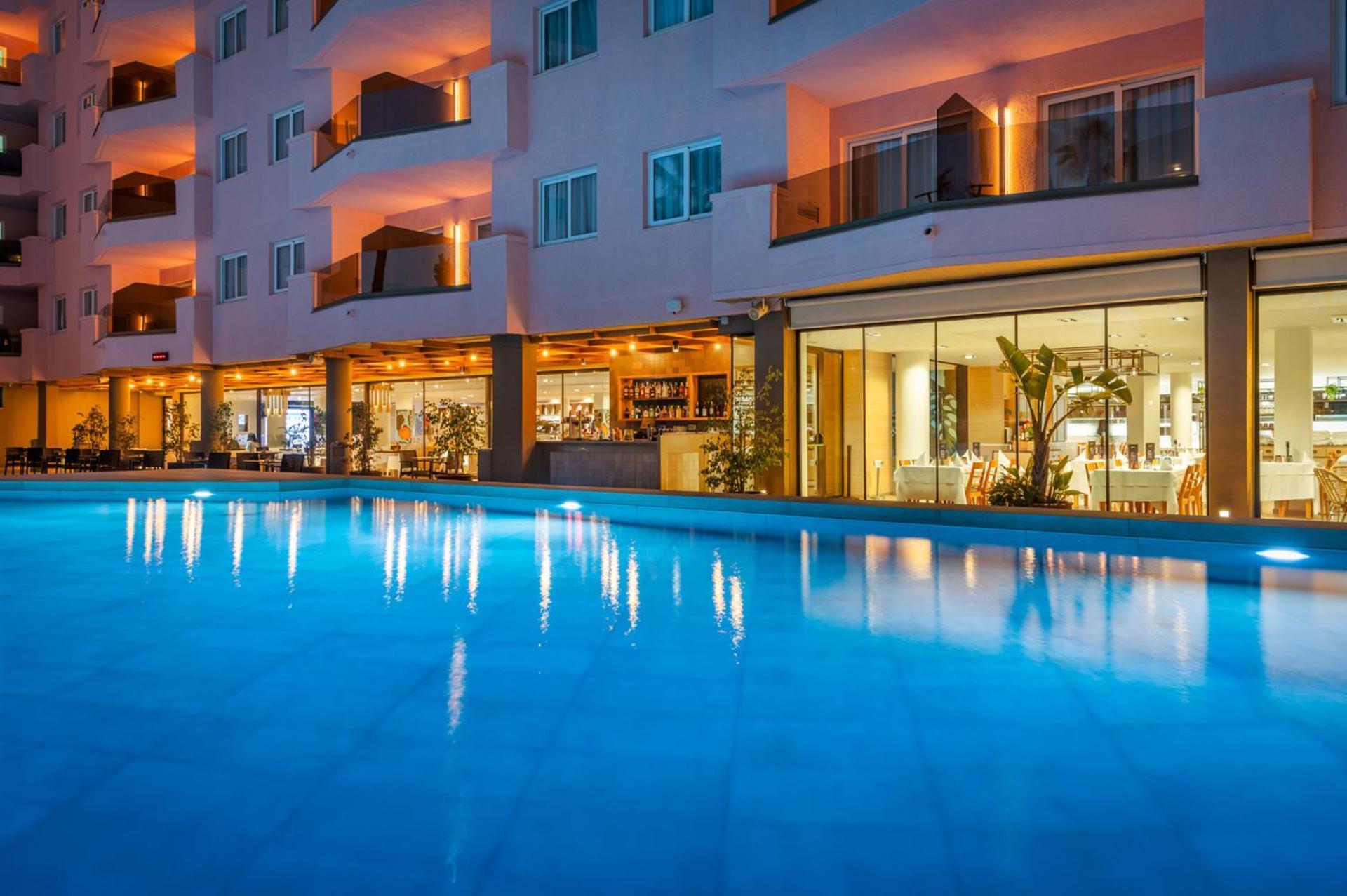 Aqua Hotel The Breeze (Adults Only +18) All Inclusive 산타수산나 외부 사진